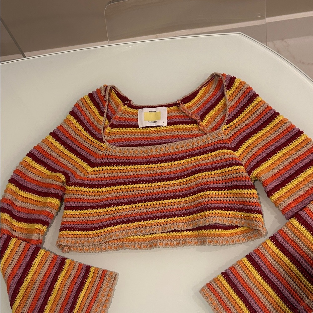 Yellow the Label Cropped Sweater